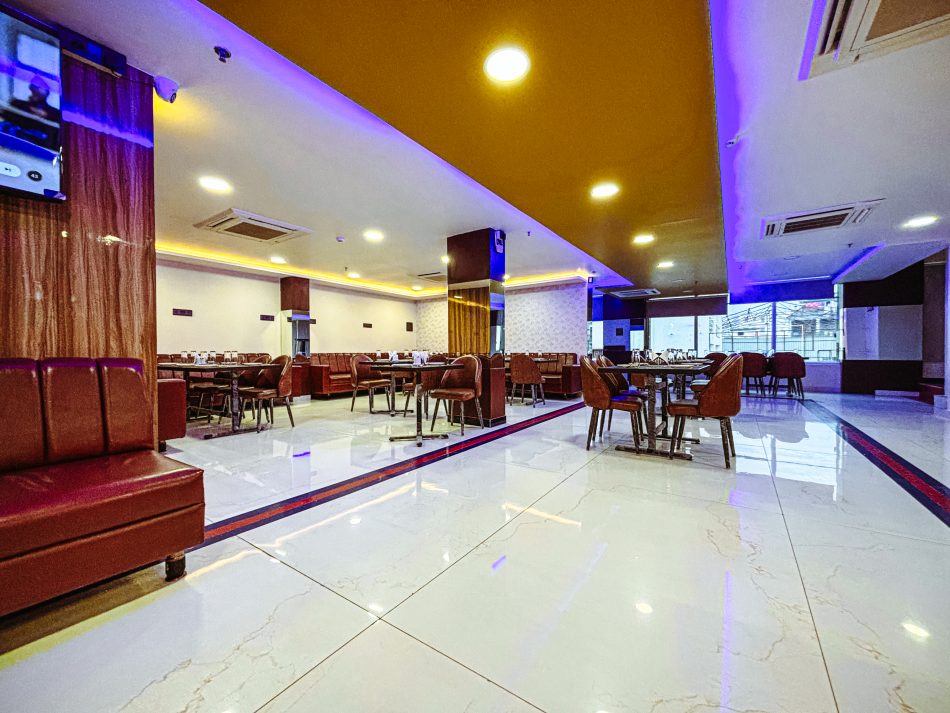 Blending Elegance and Modern Design